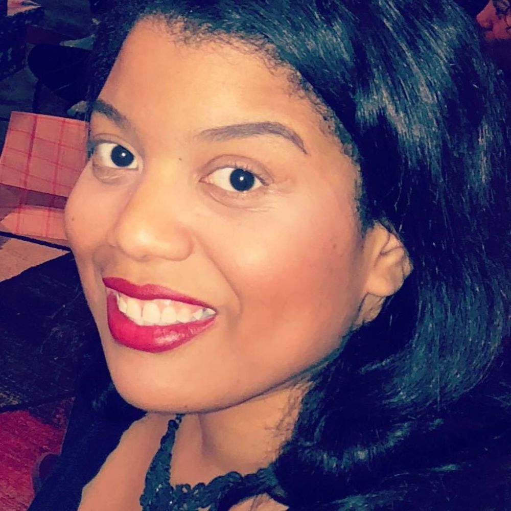 Meet your Posher, Nadirah